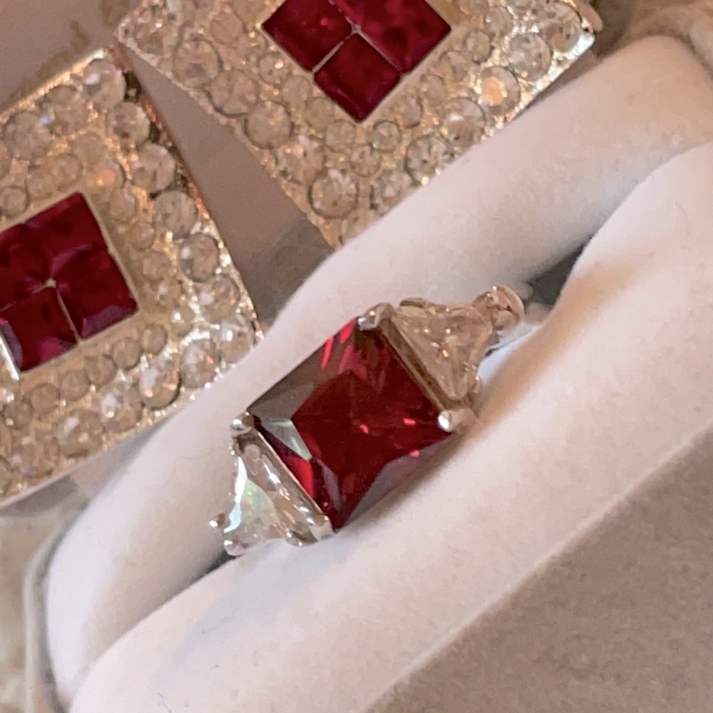 Gorgeous Rubies, CZ’s & Sterling Ring to match♥️♥️